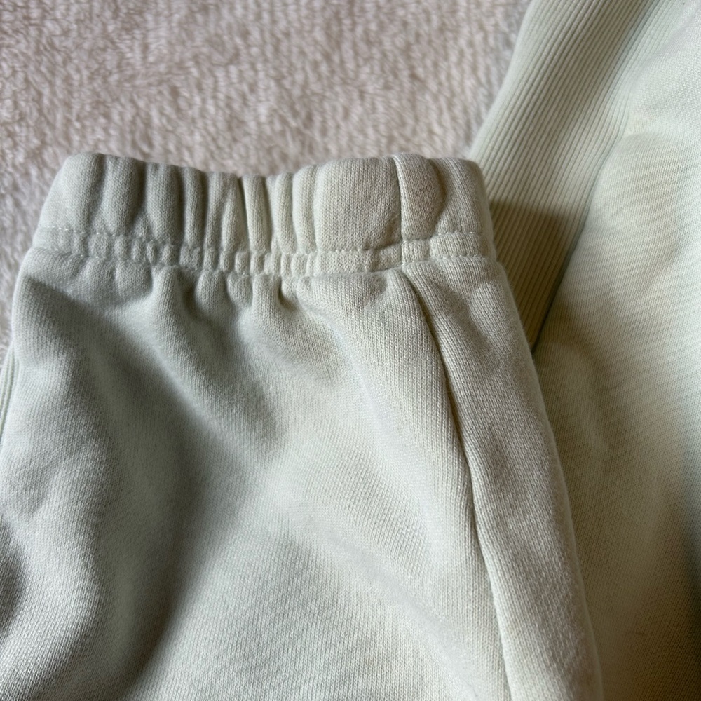 π TNA Light Green Boyfriend Jogger Pants | Size XS | Comfy Everyday Loungewear - Picture 5 of 7